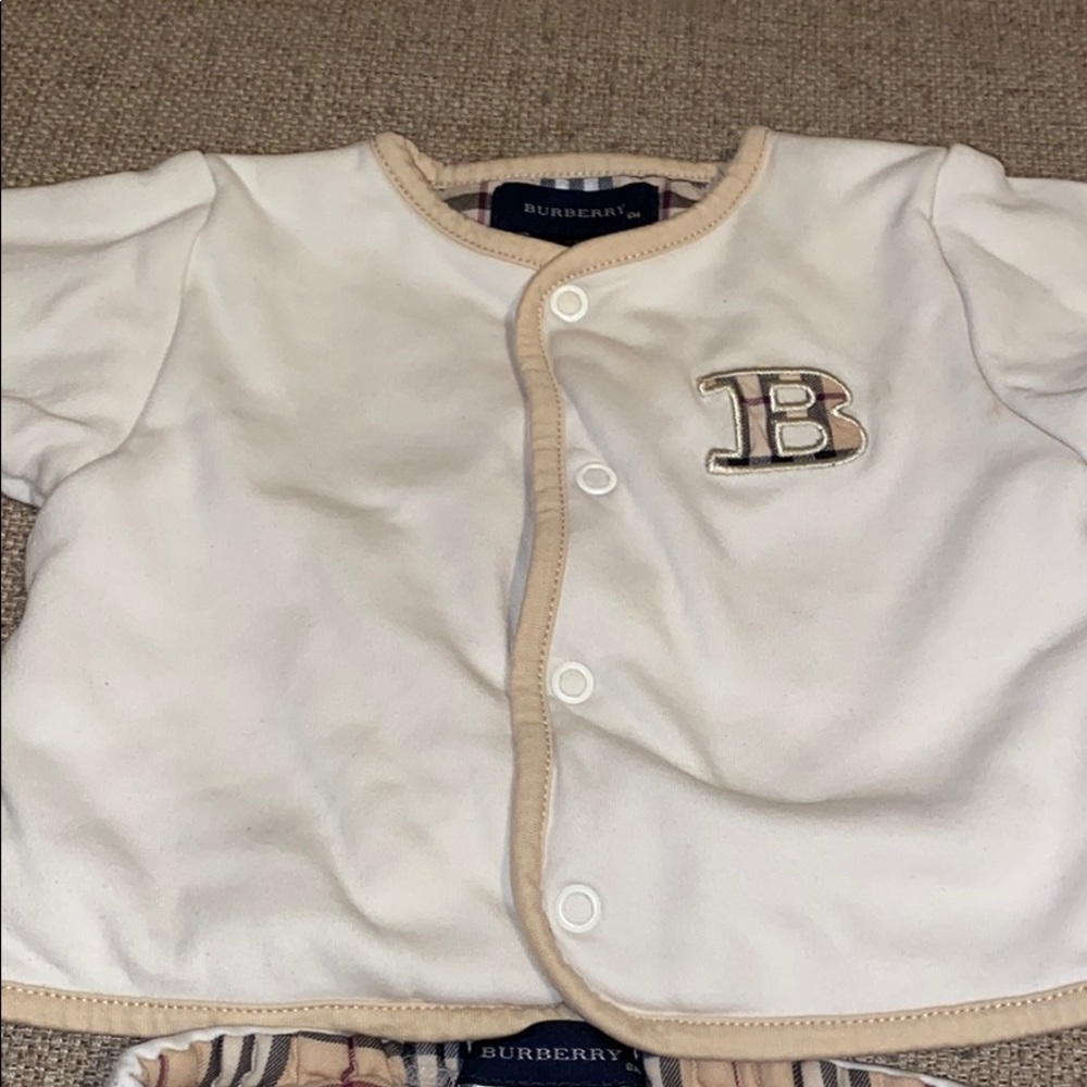 Baby boy authentic Burberry set - Picture 2 of 3
